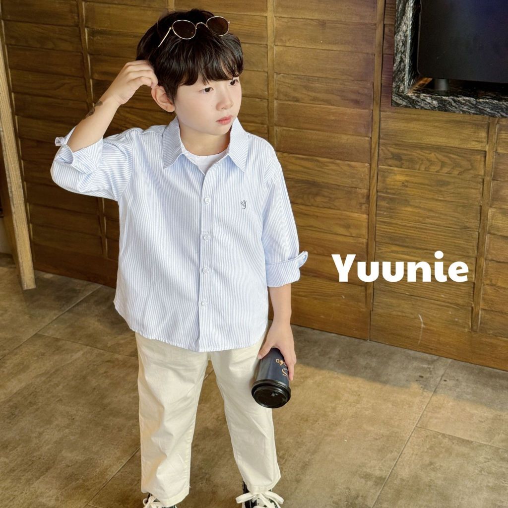 Áo sơ mi bé trai Yuunie dài tay kẻ xanh phong cách Hàn Quốc chất liệu somi cotton mềm mại cho bé đi học đi chơi A004