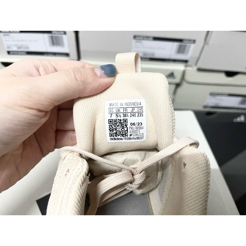 - Giày thể thao nữ Adidas Questar Ride - EE8375