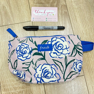 Túi đựng mỹ phẩm (pouch) các hãng