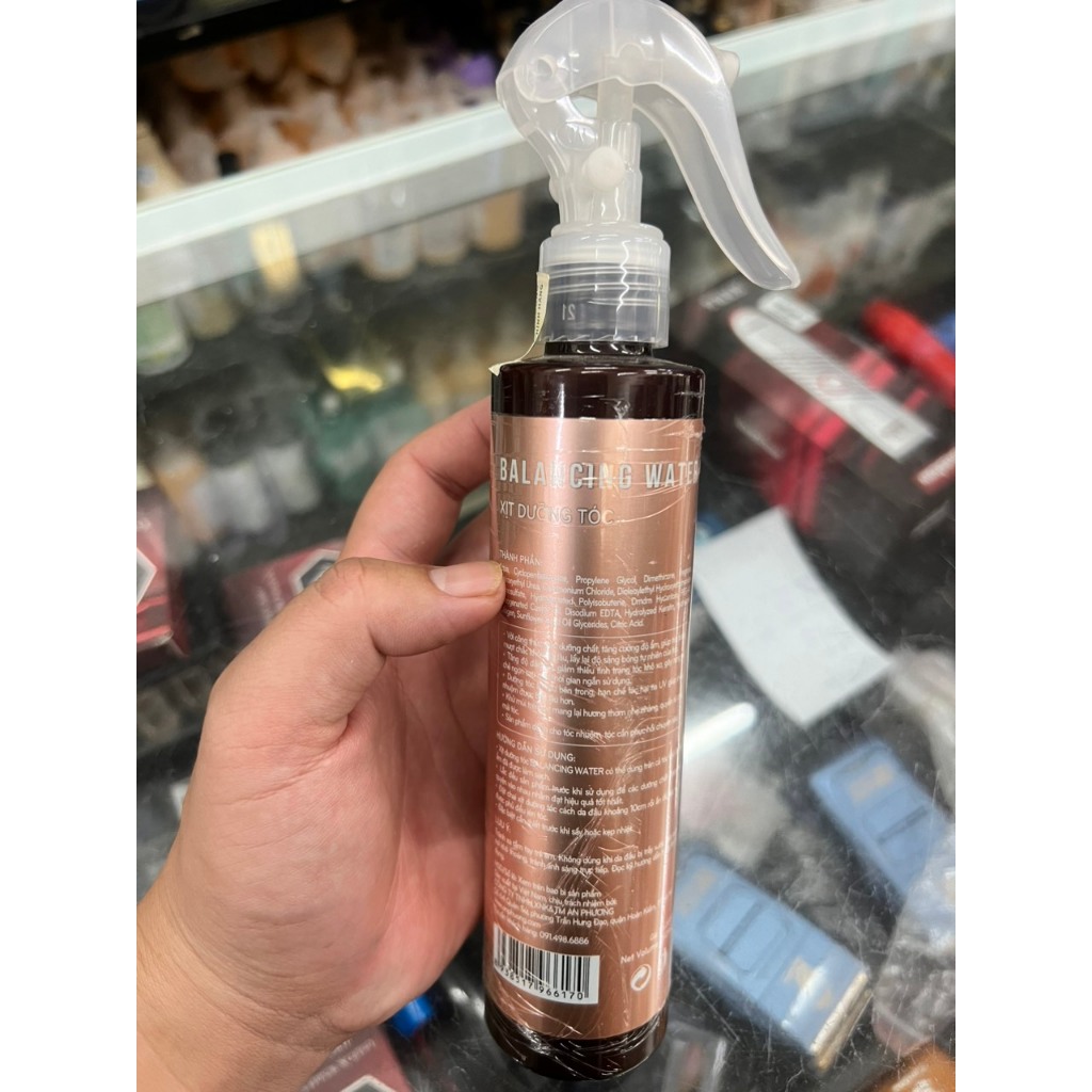 Xịt Dưỡng Tóc Thơm Mượt BOLARI Silky Balancing Water 240ml