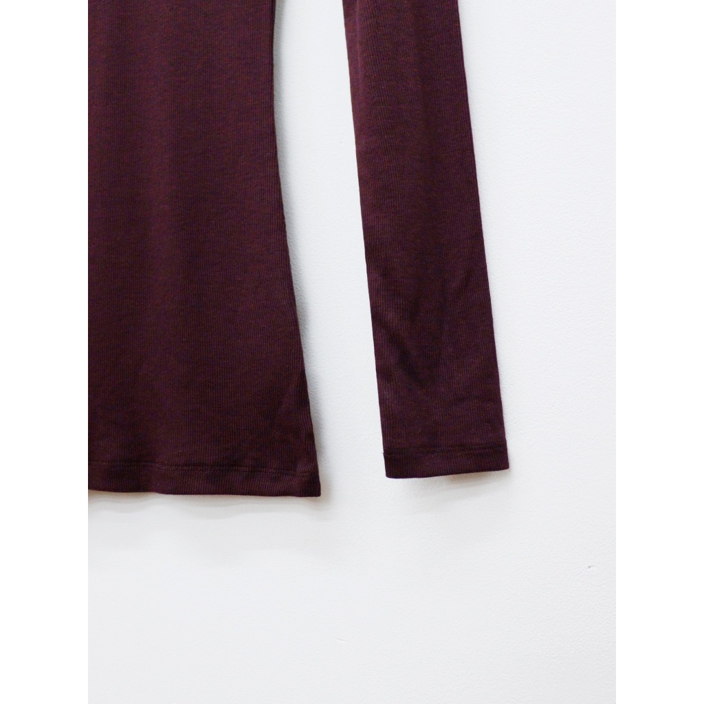 C3943 - Áo thun gân cổ lọ tay dài trơn