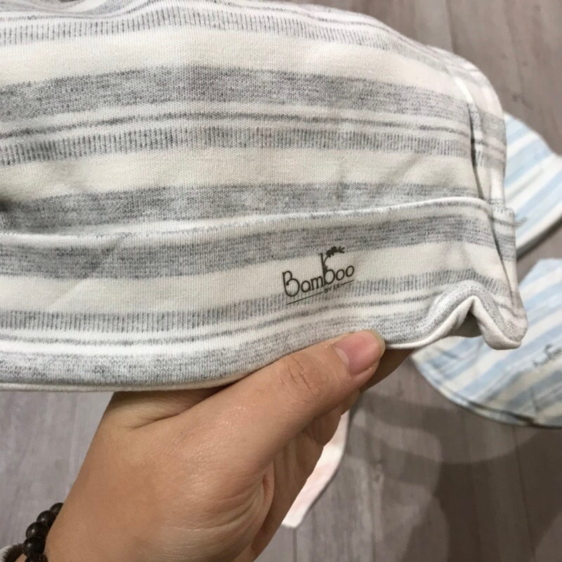 Set mũ yếm Little love vải nỉ ấm cho bé từ 3m đến 1 tuổi lunakidsbaby