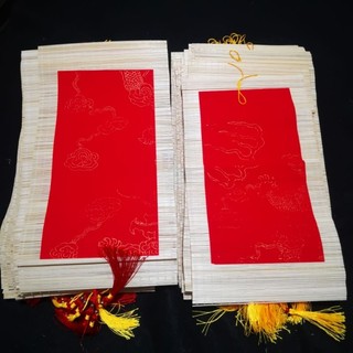 Mành tre viết thư pháp