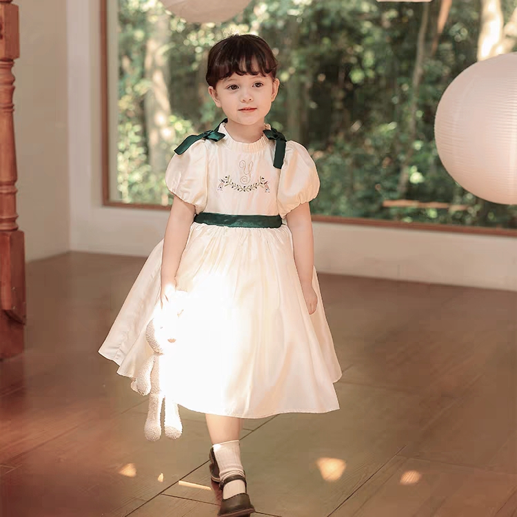 Váy tiểu thư taffa trắng cho bé gái VML020