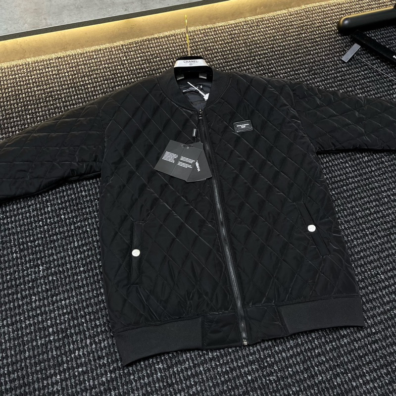 Áo khoác phao nam Dolce trần bông sọc quả trám thêu logo tag sắt ngực vải nhung lì bóng 3 lớp AK126P