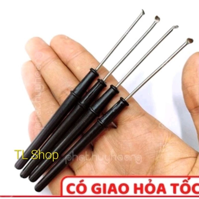 1 Cây móc ráy tai cán đen ( cán cầm ngắn)