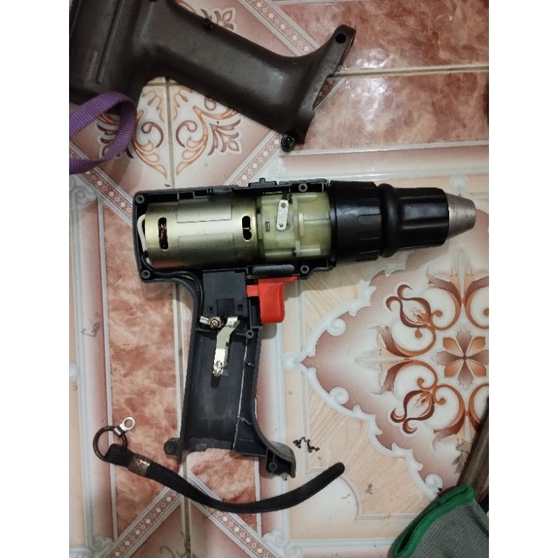 Khoan national ezt181