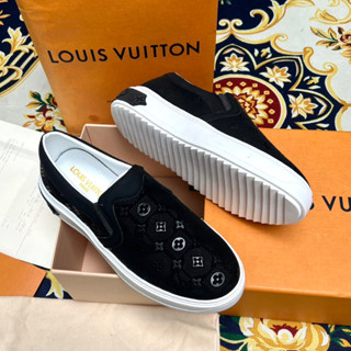 Giày slipon lười nam Eo Vì da nhung dập nổi vân hoa chữ monogram đế cao su 4cm răng cưa cao cấp GS103P