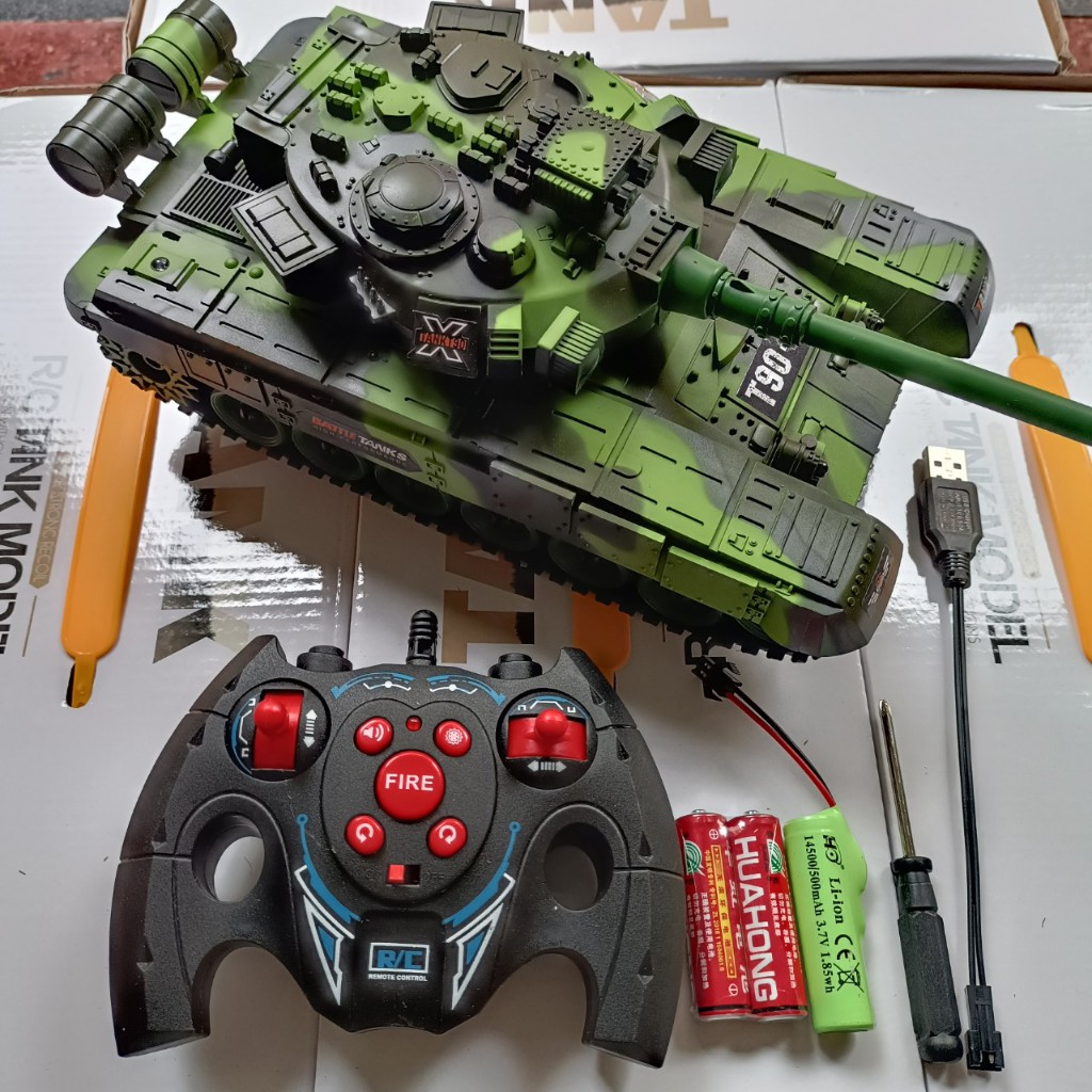 Xe Tăng Điều Khiển Từ Xa Cỡ Lớn Có Âm Thanh - Ánh Sáng Siêu Đẹp Cho Bé Tặng Kèm Pin Và Sạc