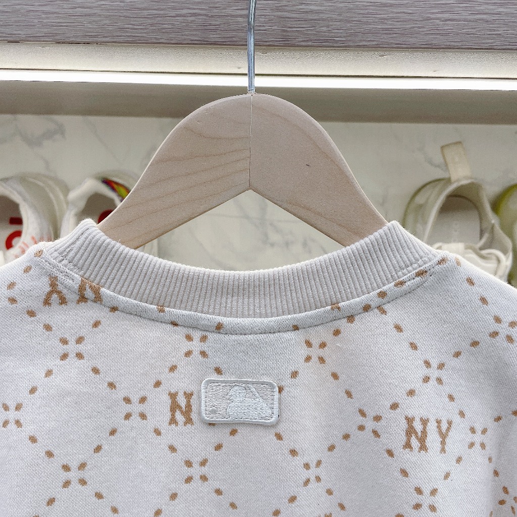 Áo Sweater Mlb Dia Monogram New York "Beigie" - Code: 3AMTM0134-50CRD