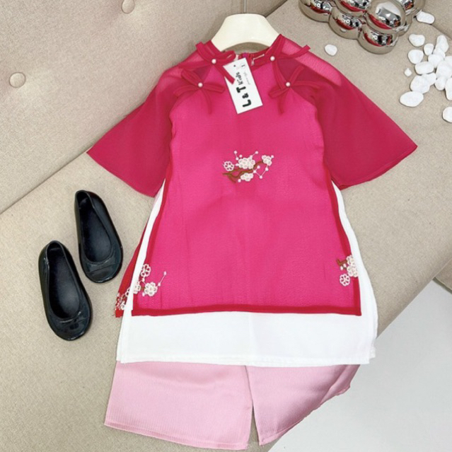 Set Áo dài hồng trắng hoa thêu phối quần lụa xuông cho bé gái