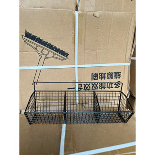 Kệ sắt lưới 3 ngăn dán tường đa năng