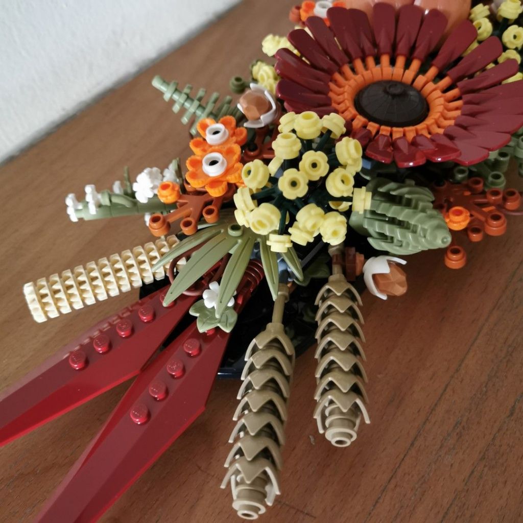 Mô Hình Vòng Hoa Khô Trang Trí 10304 Đồ Chơi Lắp Ráp 812pcs Sieuthidochoitritue,