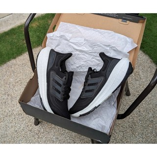 [ Chính Hãng ] Giày A.D.I.D.A.S Ultra Boost Light phối màu "Core Black " - Style code:GY9351