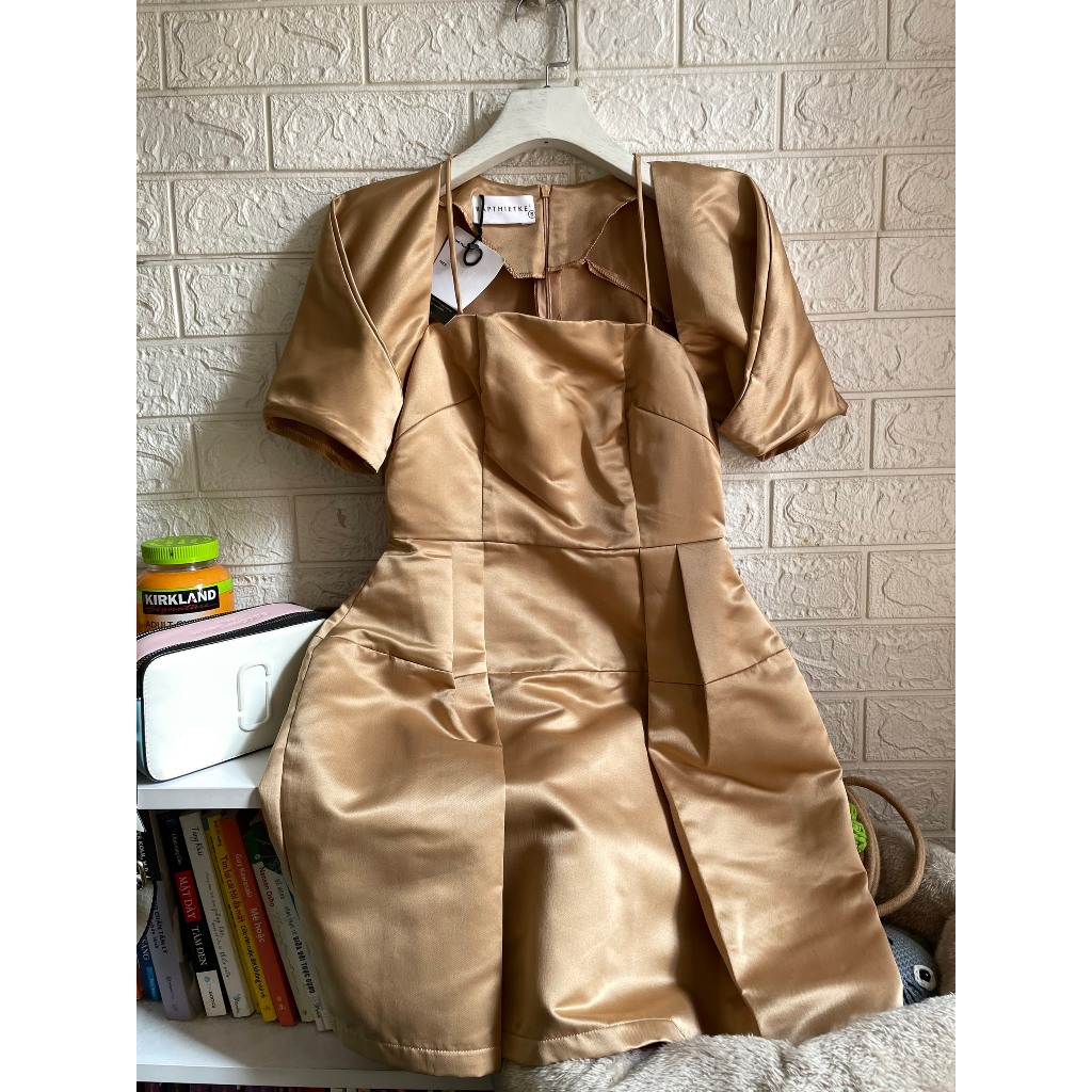 Đầm tay gấp cách điệu chân váy xếp ly RẬP