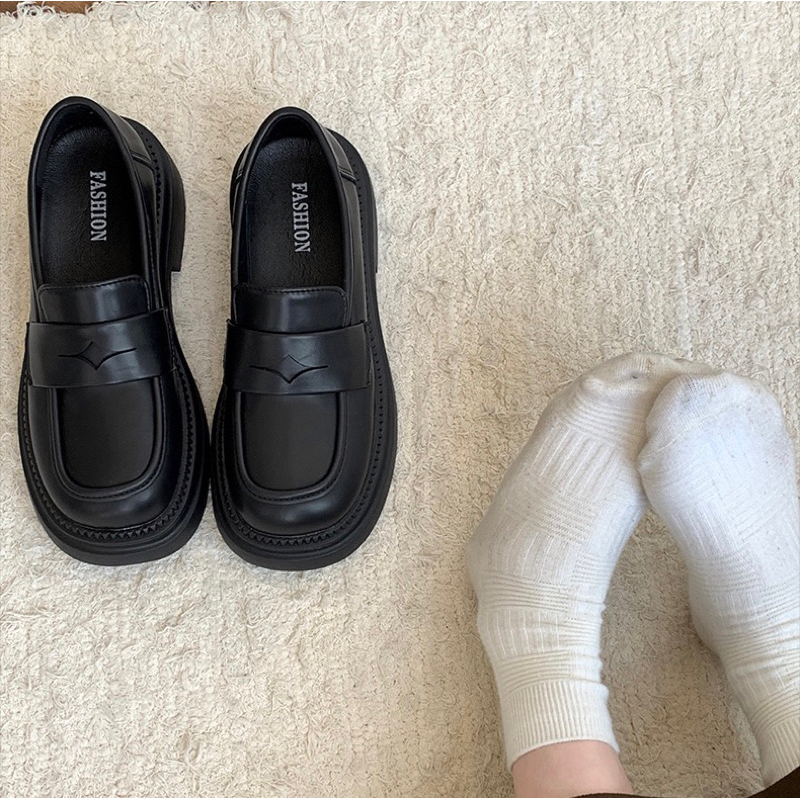 GIÀY LOAFER MŨI TRÒN DA TRƠN - GIÀY LƯỜI DESOO