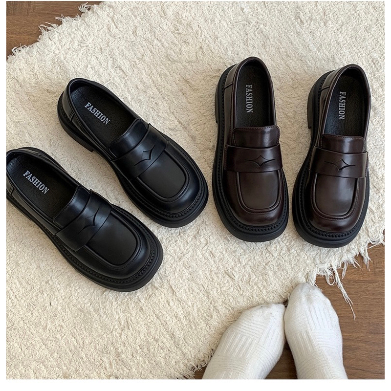 GIÀY LOAFER MŨI TRÒN DA TRƠN - GIÀY LƯỜI DESOO