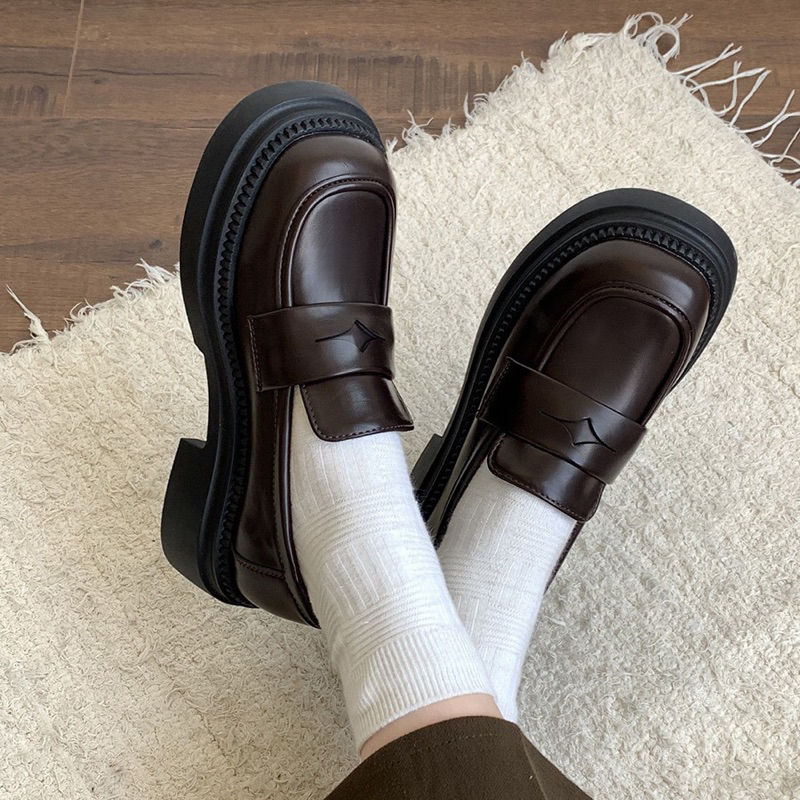 GIÀY LOAFER MŨI TRÒN DA TRƠN - GIÀY LƯỜI DESOO
