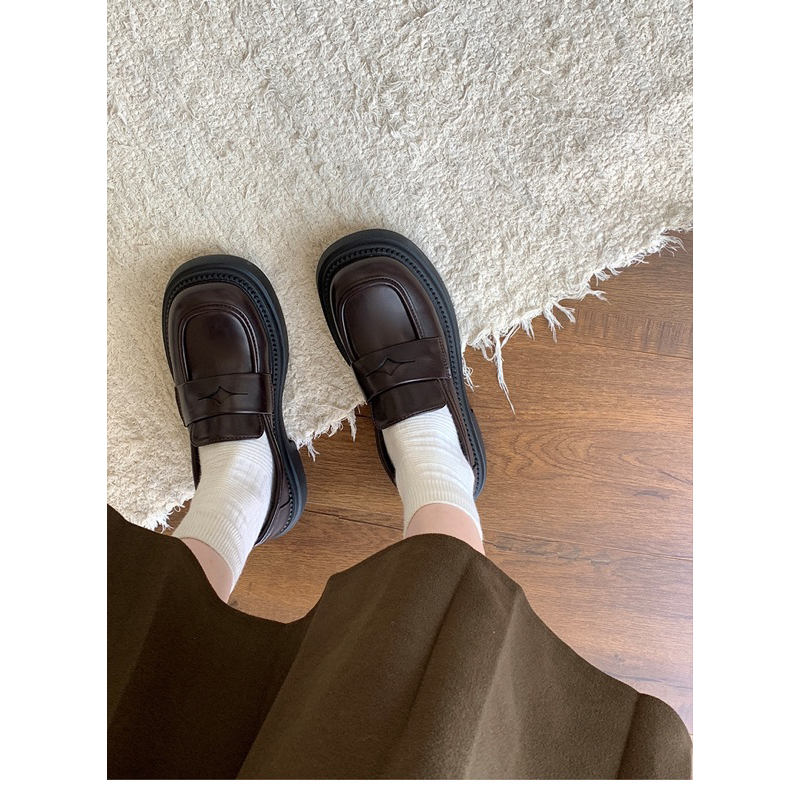 GIÀY LOAFER MŨI TRÒN DA TRƠN - GIÀY LƯỜI DESOO