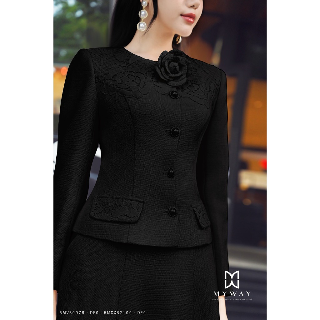 Set Áo Vest Chân Váy Nữ MY WAY Phối Ren Kết Hoa Sang Trọng 5MVB0979 -5MCXB2109