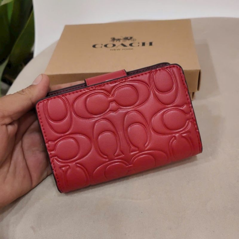 Ví Coac.h Medium Corner Zip Wallet With Signature Leather CM241 ✨cầm tay siêu sang