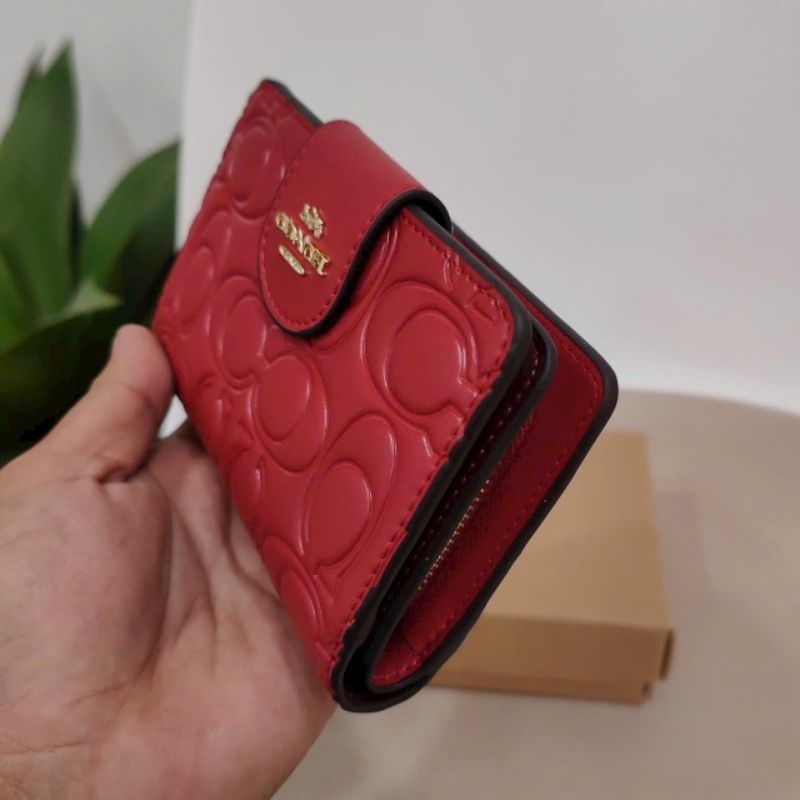 Ví Coac.h Medium Corner Zip Wallet With Signature Leather CM241 ✨cầm tay siêu sang