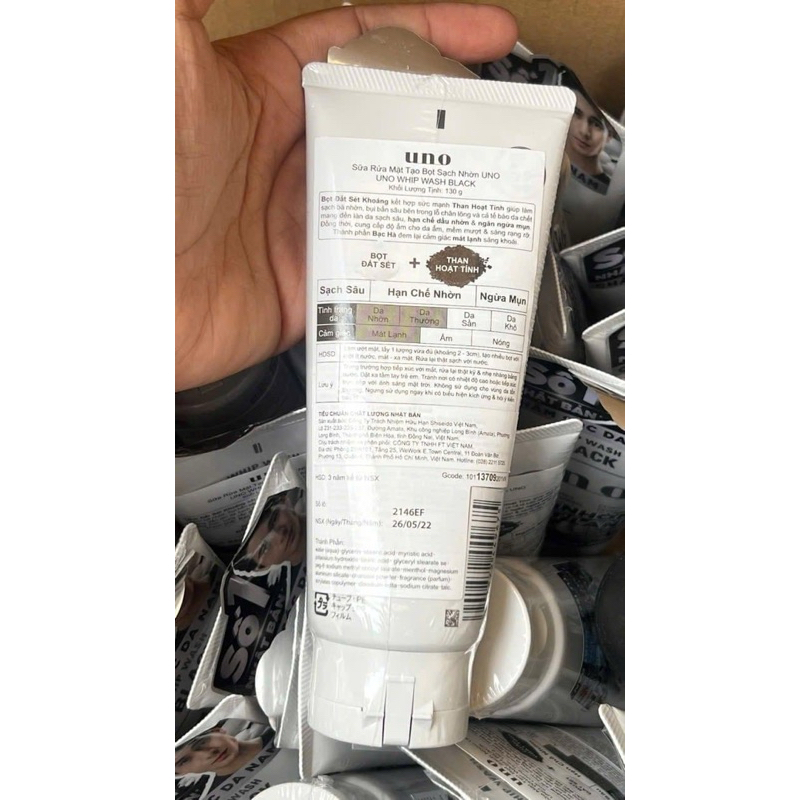 Sữa rửa mặt tạo bọt Uno 100g