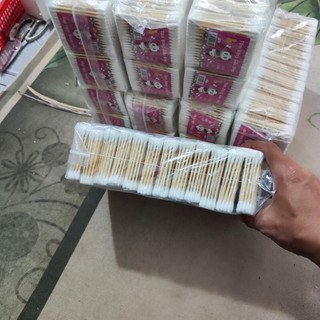 Bông tăm cán gỗ đã tiệt trùng( 1 gói)