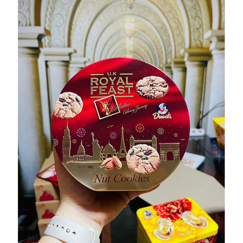 Bánh quy mix hạt Royal Feast Nut Đài Loan - Thương hiệu Dominate nổi tiếng