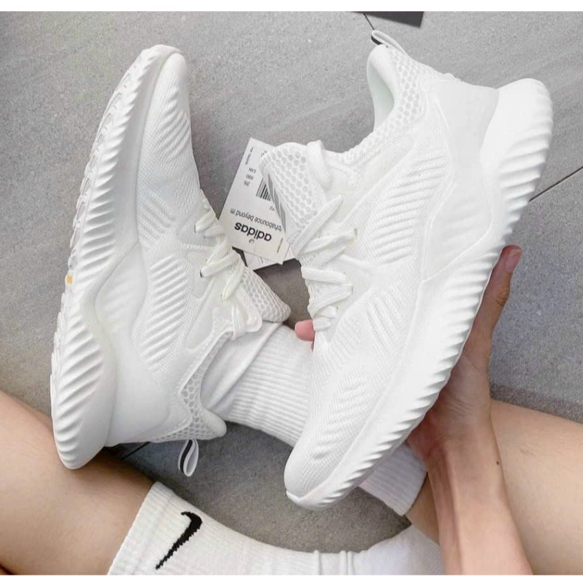 Giày Adidas Alphabounce Trắng (fullbox + freeship)