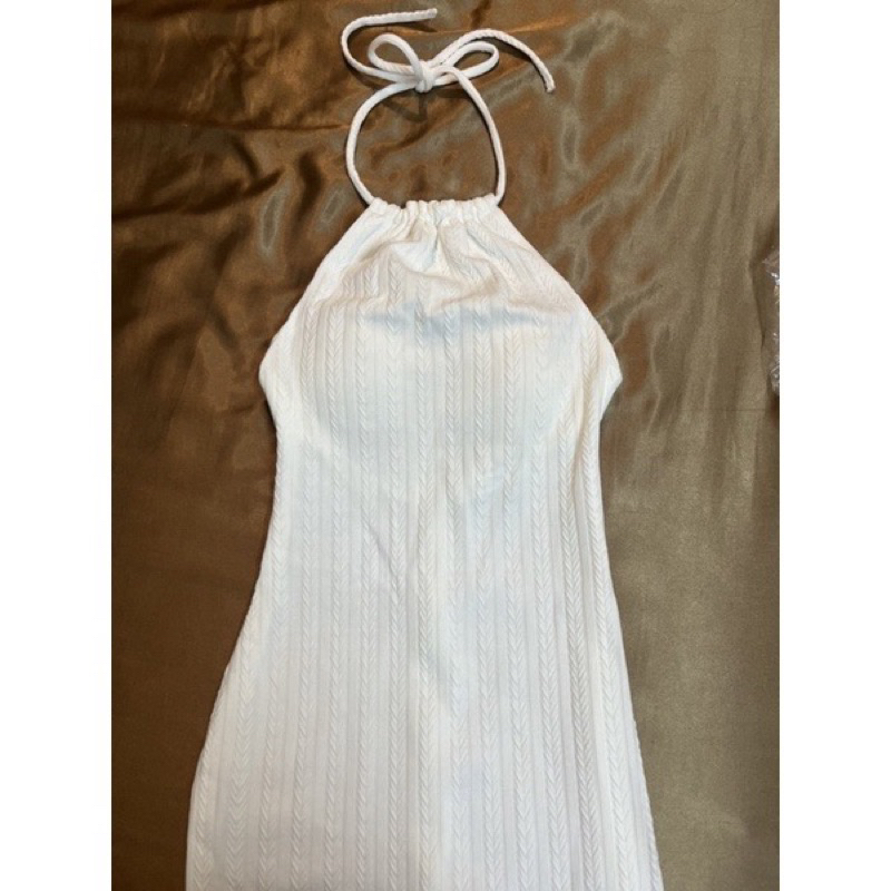 Đầm yếm body dáng dài