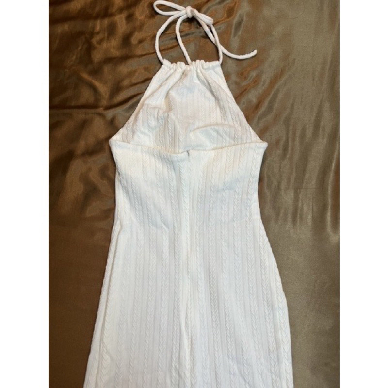 Đầm yếm body dáng dài