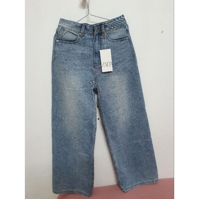 High rise wide legs jean