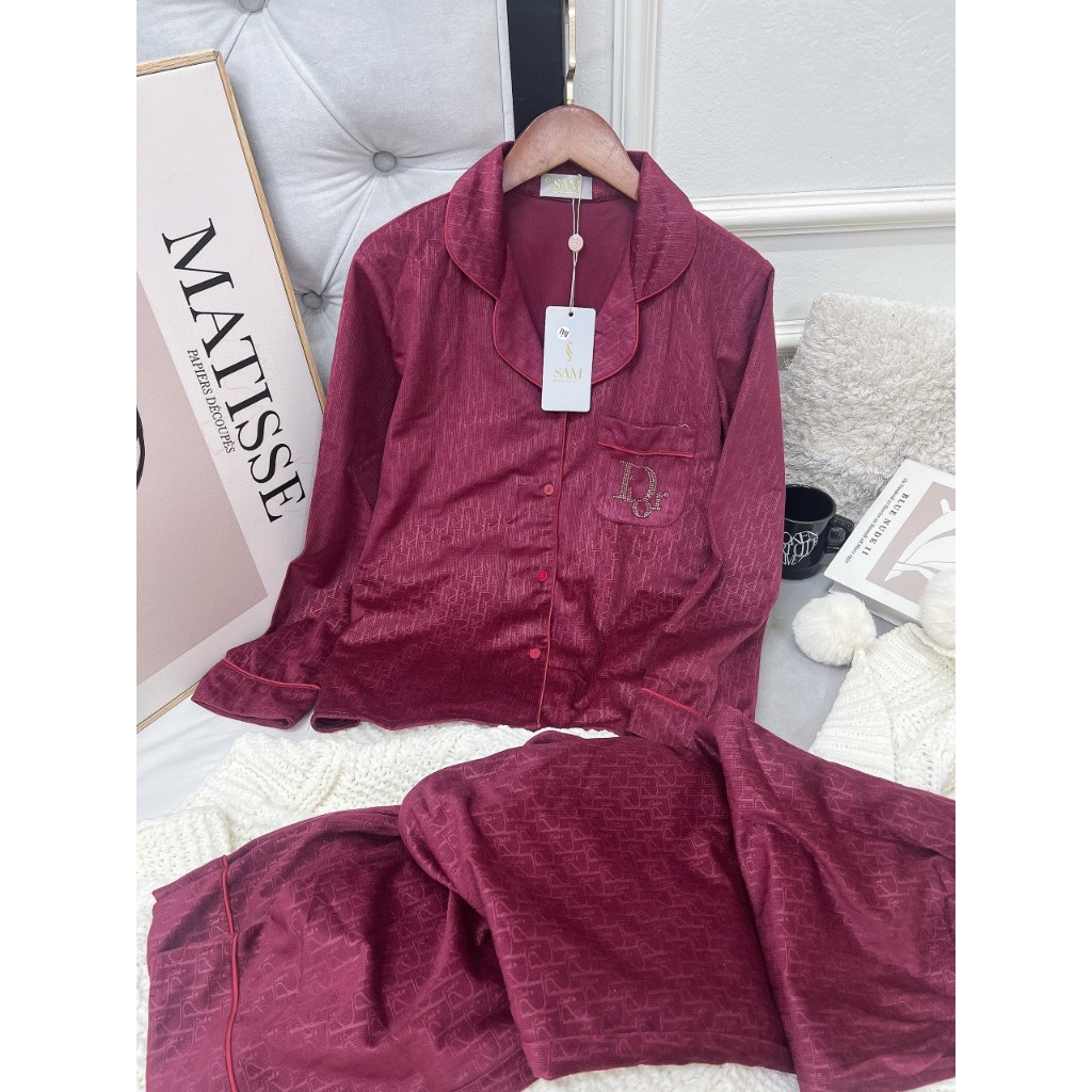 Bộ pijama SAM nhung tăm nữ cao cấp, họa tiết chữ chìm đơn giản kiểu áo dài tay quần dài chất mềm, dày dặn có túi đính đá