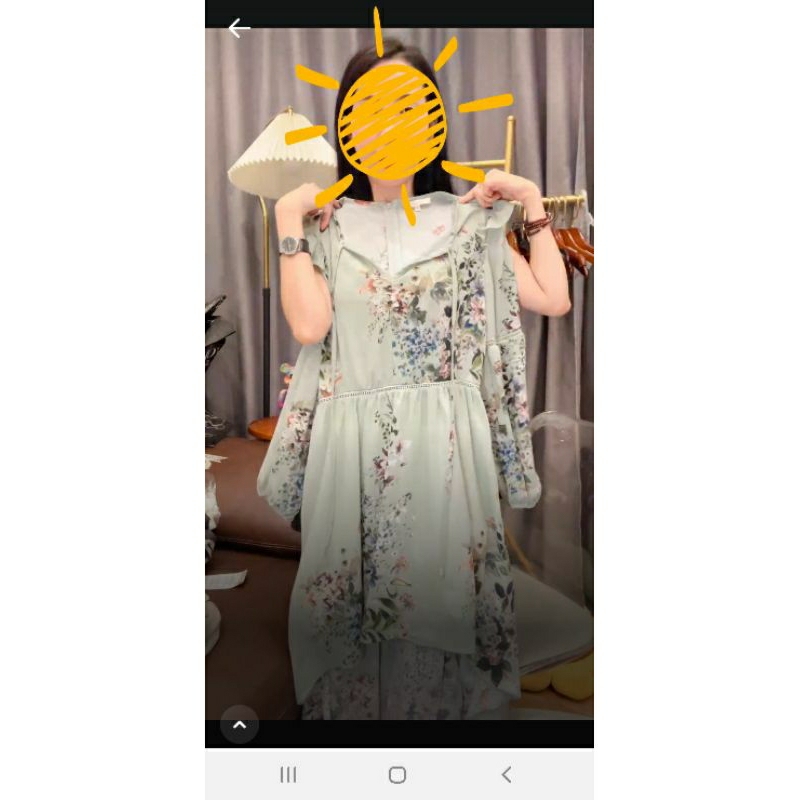 Váy voan hoa dài tay vạt xéo