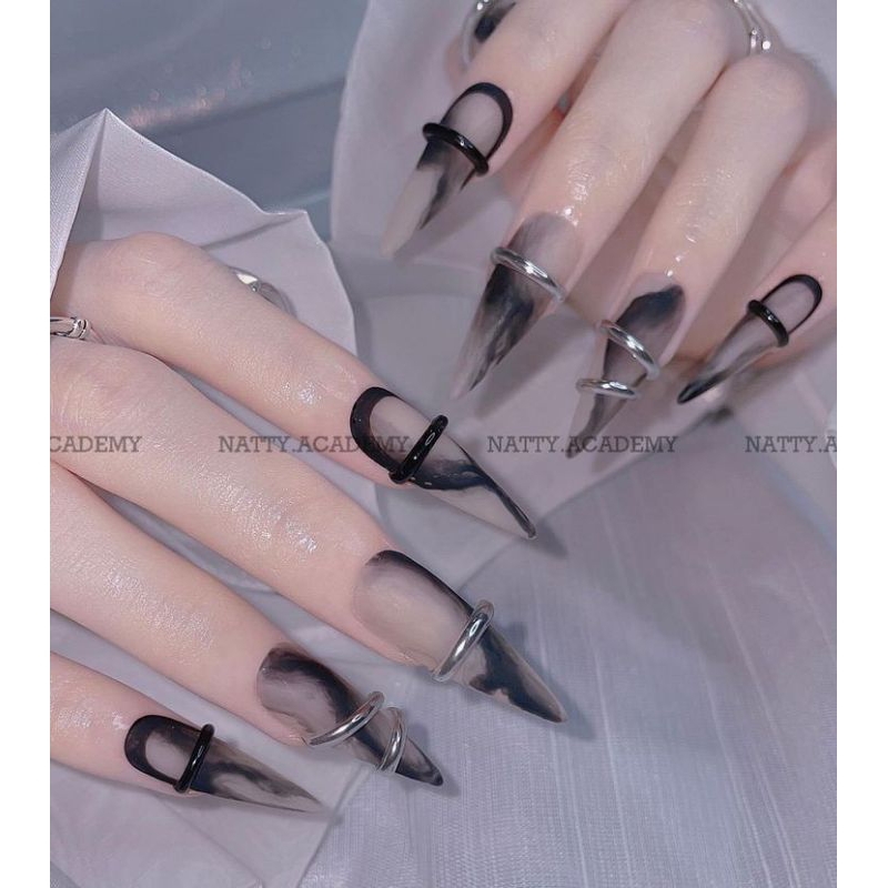 Móng giả_nail box móng thiết kế cool ngầu