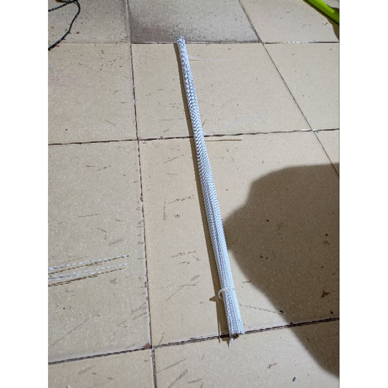 Kẽm bọc nhựa làm hoa số 20, 18