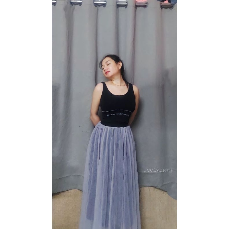 THANH LÝ 3 MÓN ÁO KHOÁC + ÁO CROPTOP + CHÂN VÁY