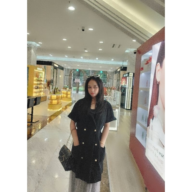 THANH LÝ 3 MÓN ÁO KHOÁC + ÁO CROPTOP + CHÂN VÁY