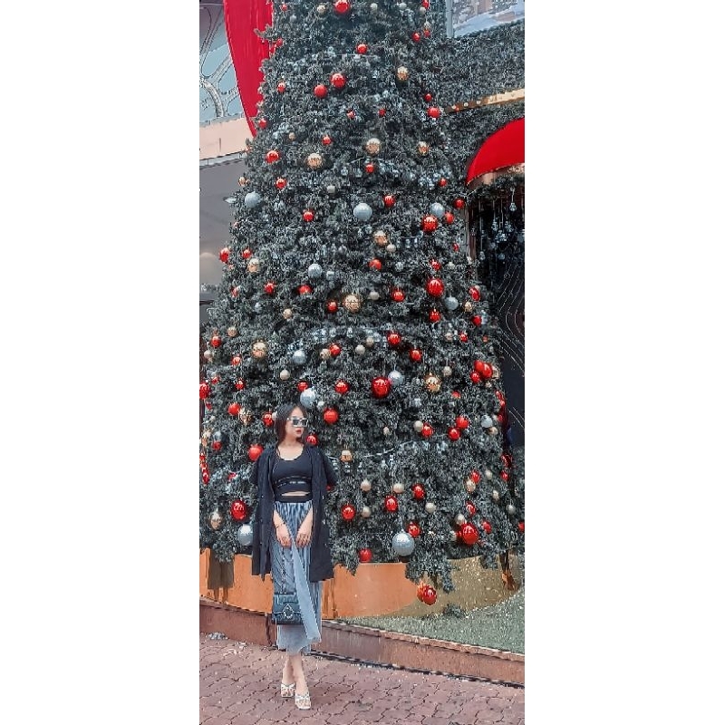 THANH LÝ 3 MÓN ÁO KHOÁC + ÁO CROPTOP + CHÂN VÁY