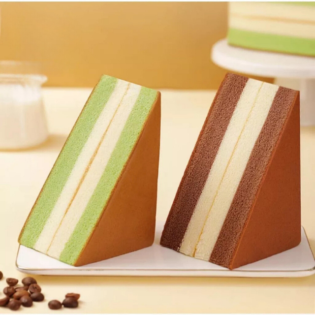 5 Gói Bánh Bông Lan Tam Giác kẹp kem Sanjiaoban Vị Matcha, Sữa Dâu, Chocolate, Chanh Gói 65g
