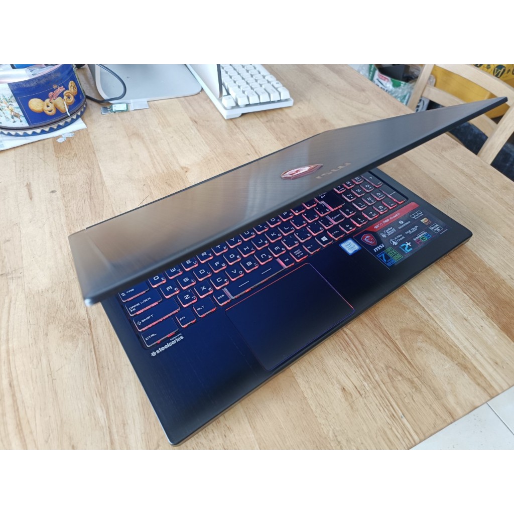 MSI GAMING GS63 CORE I7 7700HQ RAM 16G SSD 256G+1T 15.6INCH FHD VGA GTX 1050