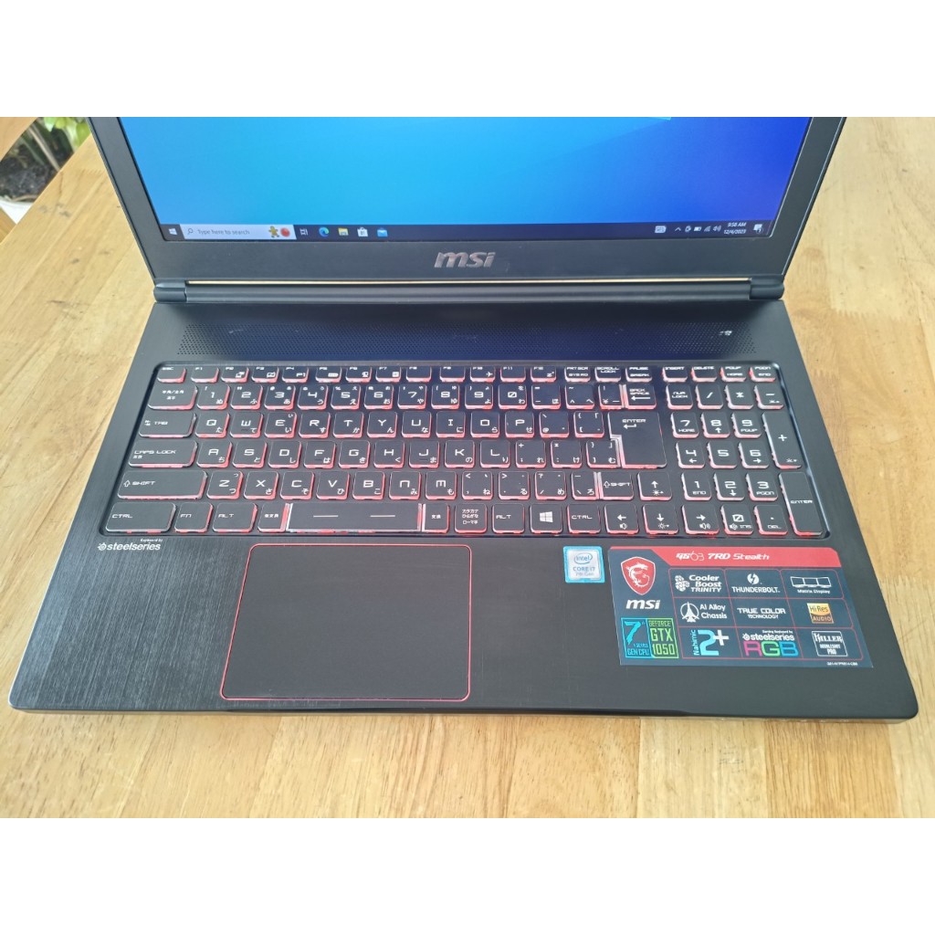 MSI GAMING GS63 CORE I7 7700HQ RAM 16G SSD 256G+1T 15.6INCH FHD VGA GTX 1050