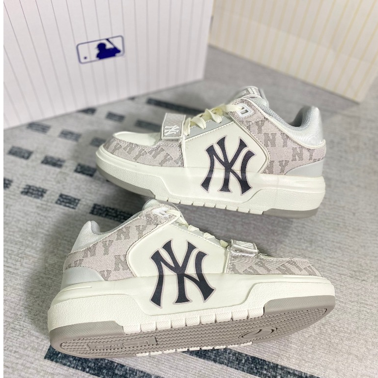 Giày Thể Thao MLB Chunky Liner Mid Ny Chữ - Chữ B -Đen Trắng Hot 2023.Giày Sneaker M.LB Chunky Mid Đen Trắng Chuẩn Sc Pk