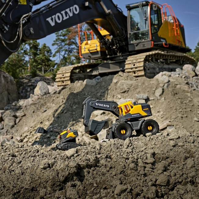 Đồ Chơi Xe Xây Dựng DICKIE TOYS Volvo On-site Excavator 203724003 - Simba Toys Vietnam