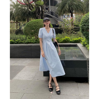 ĐẦM CỔ V DÁNG MIDI