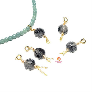 Charm cỏ bốn lá thach anh tóc đen