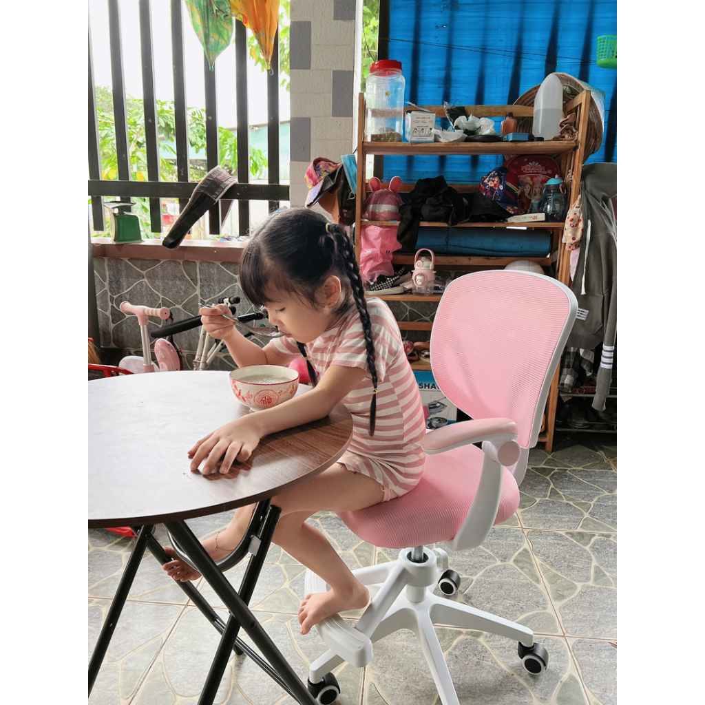 Chăm sóc tư thế ngồi cho bé với ghế chống gù HTDkids F7 - Sản phẩm chất lượng, an toàn và thú vị