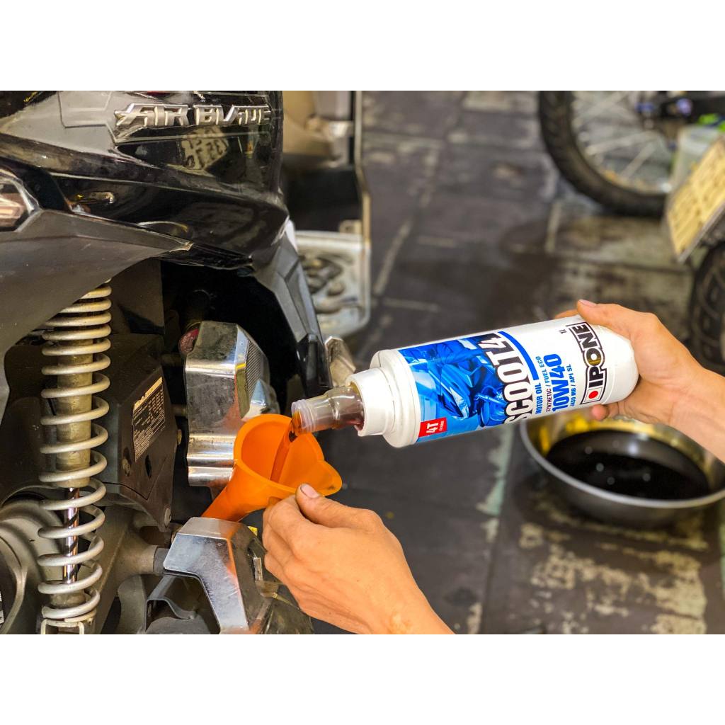 Combo nhớt tay ga Ipone Scoot 4 10W40 (1L) + Nhớt lap hộp số AutoX Scooter Gear Oil Shot 80W-90 (120ml)