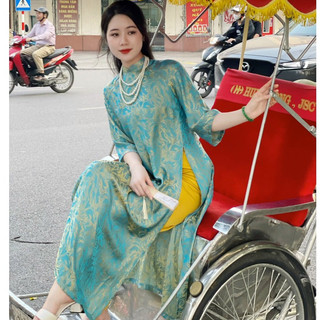 Set áo dài cách tân dáng suông lụa tằm